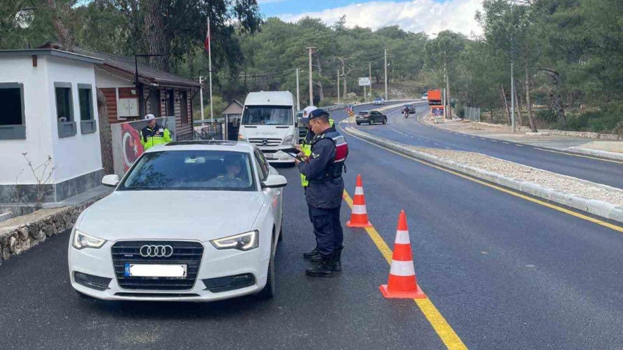 202 sürücünün sürücü belgesi geçici olarak iptal edildi