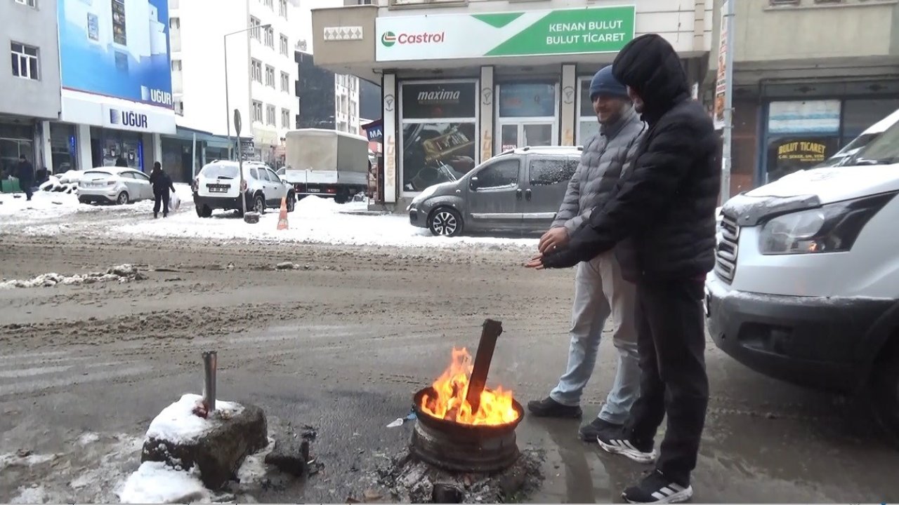 Kars eksi 15’i gördü: Baharda Sibirya soğukları etkili oluyor