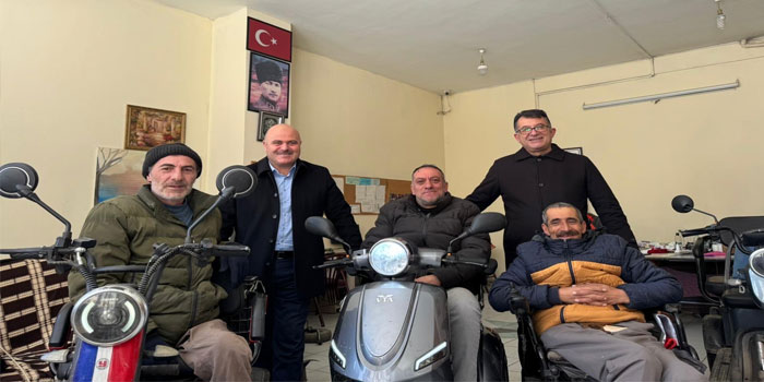 AK Parti Heyetinden Dernek Ziyareti