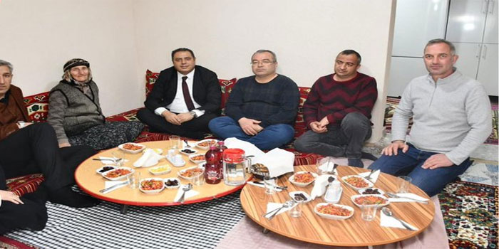 Kars'ta 2026 Aile ve Nüfus On Yılı Kapsamında Şehit Ailesiyle İftar