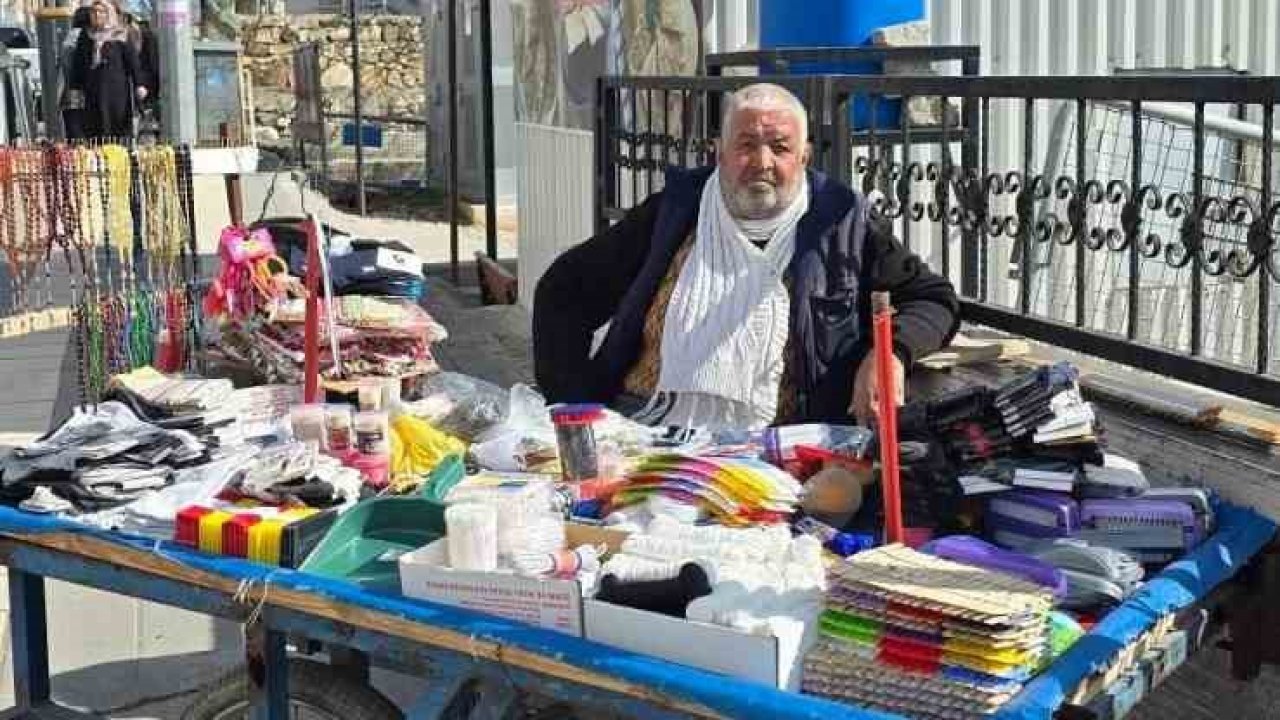 Yarım asırdır baba mesleğini sürdürüyor