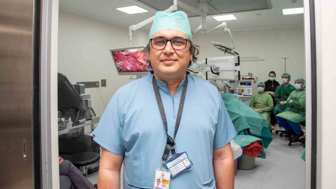 Selçuk Üniversitesinde Göğüs Cerrahisinde bir ilk: Robotik Cerrahi uygulandı