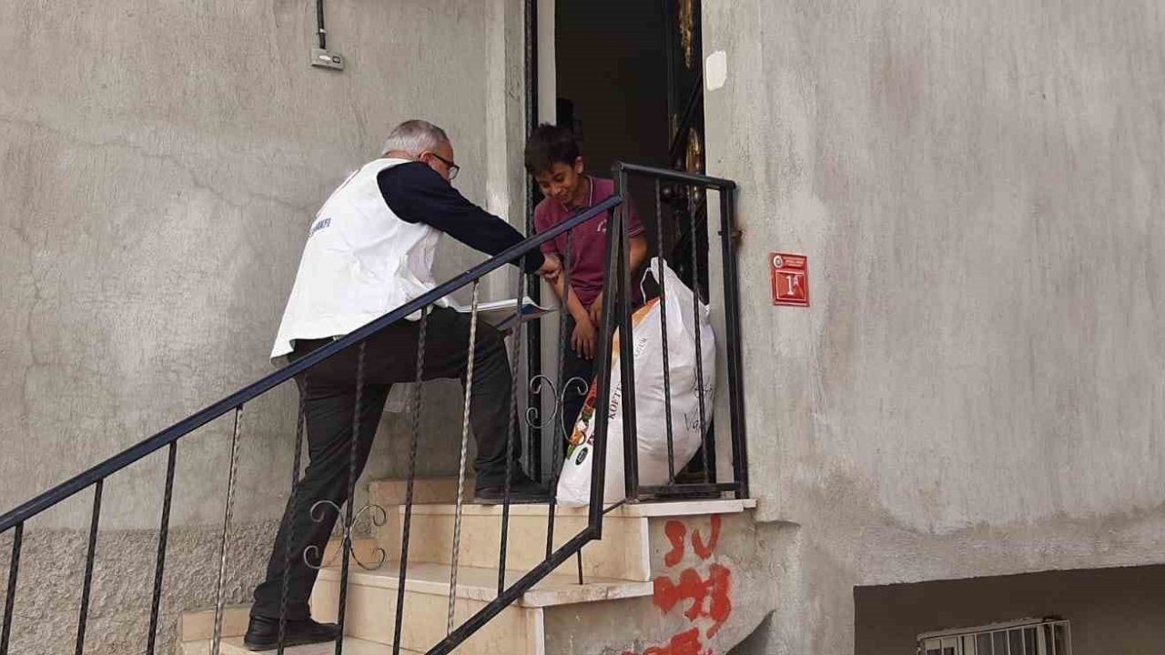 Çermik’te 88 yetim aileye ayni ve nakdi yardım