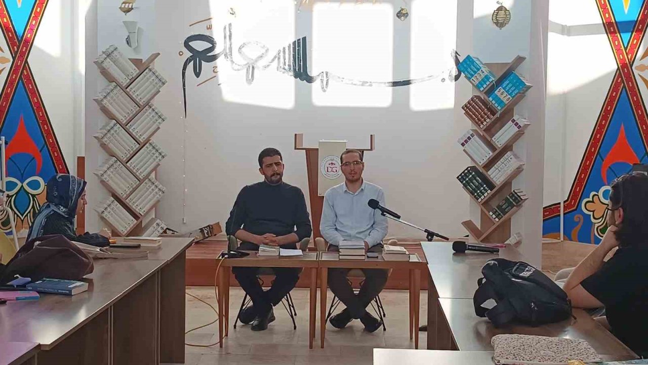 Afyonkarahisar’da ‘6 Kitap 6 Konu Tahlil Serisi’ programı