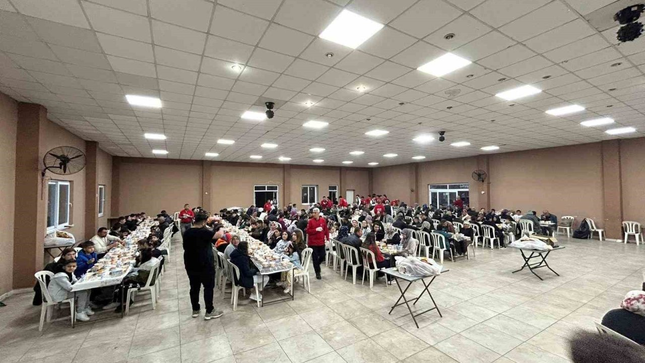 Alaşehir Killik’te birlik ve dayanışma sofrası kuruldu