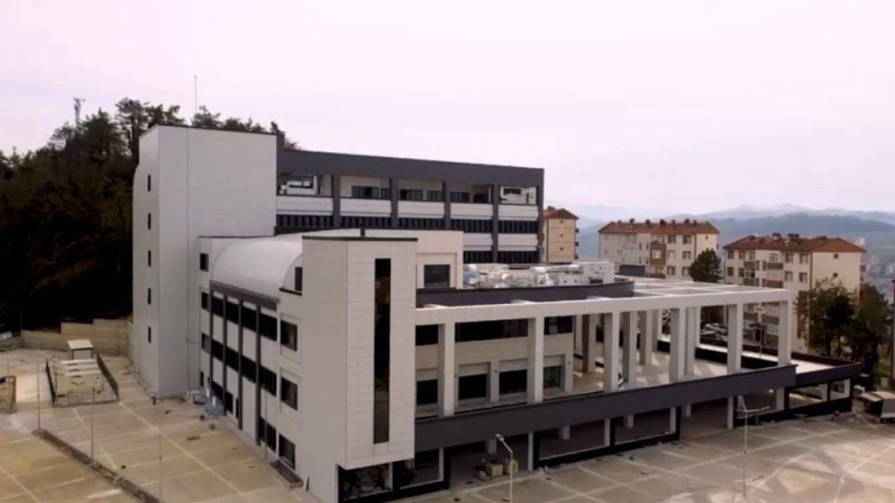 Alaplı Devlet Hastanesi C grubuna yükseltildi