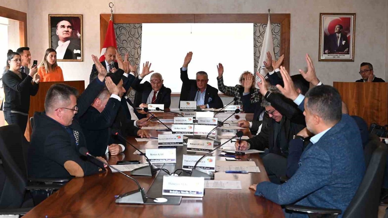 Çamyuva Mahallesi’nde sel ve su baskınına karşı çalışma raporu oy birliği ile kabul edildi