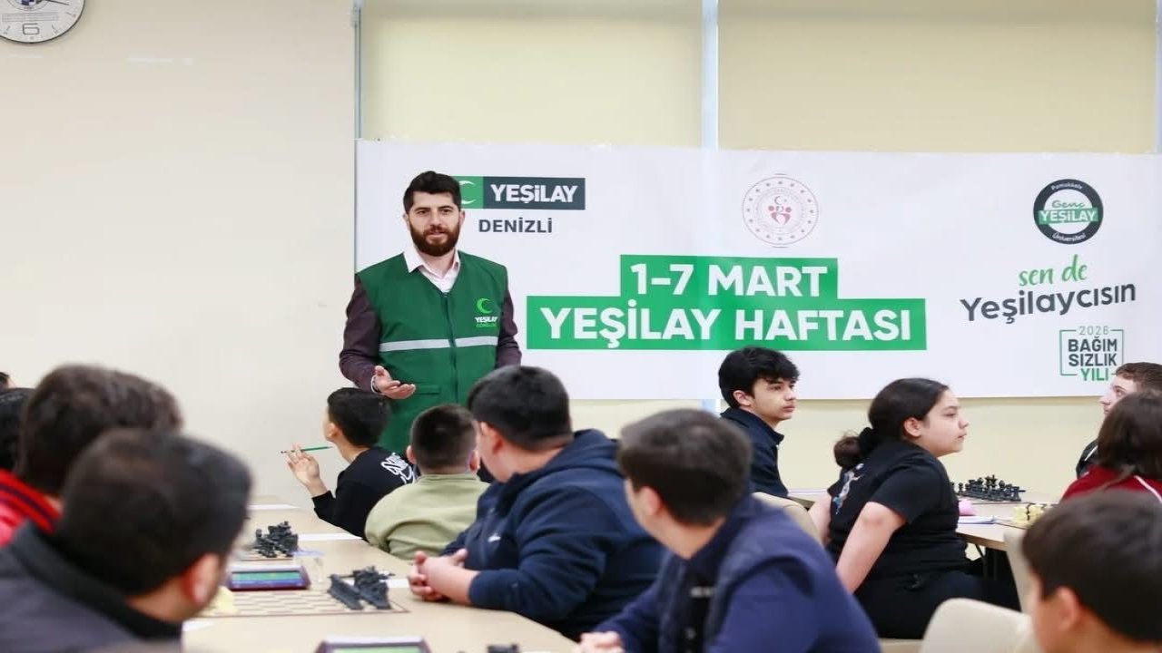 Denizli Yeşilay Haftası’nda yeşile büründü