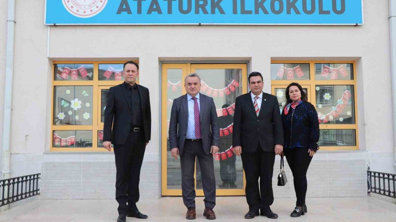 Kaymakam Öztürk eğitim-öğretim faaliyetlerini yerinde inceledi