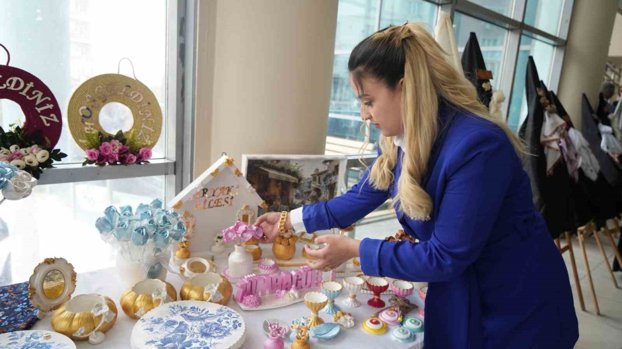 Iğdır’da kadınların el emeği 8 Mart’ta sergilendi