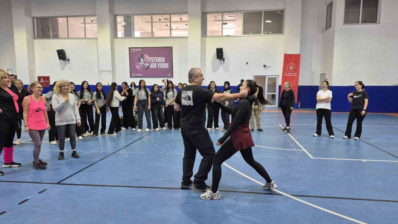 Bodrum’da kadınlara savunma eğitimi: "4 hareket bile hayat kurtarabilir"