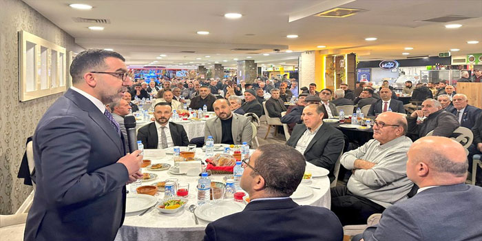 AK Parti Kars Milletvekili Adem Çalkın ve AK Parti Teşkilatı Kağızmanlılarla İftarda Bir Araya Geldi