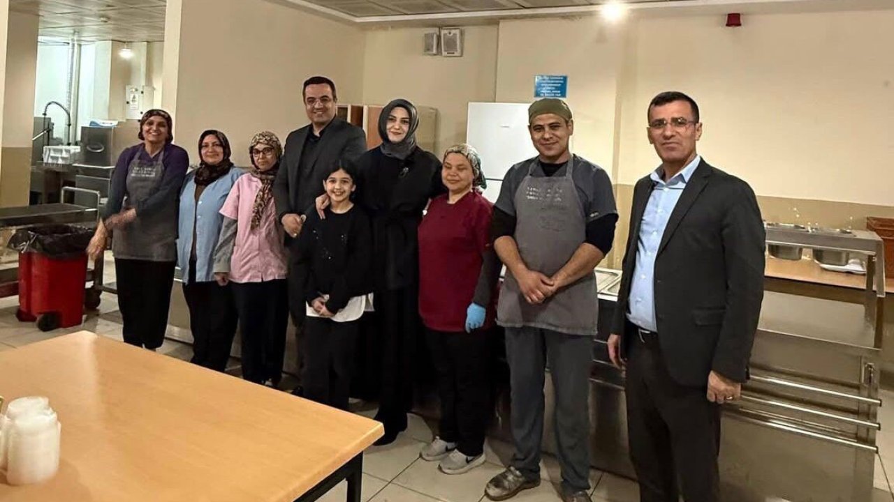 Kaymakam Dalak çğrencilerle birlikte iftar açtı