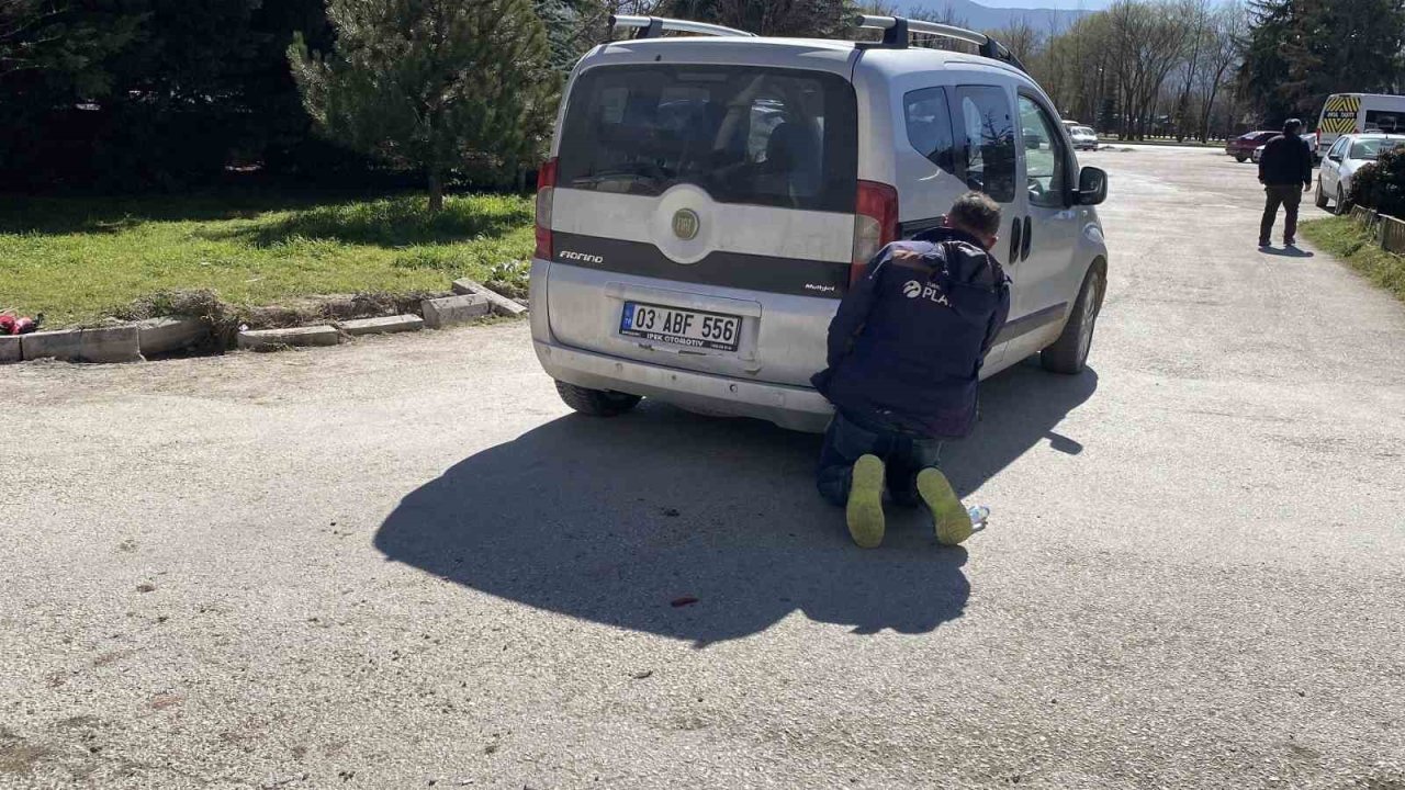 Bolu’da hafif ticari araç ile motosiklet çarpıştı: 1 yaralı