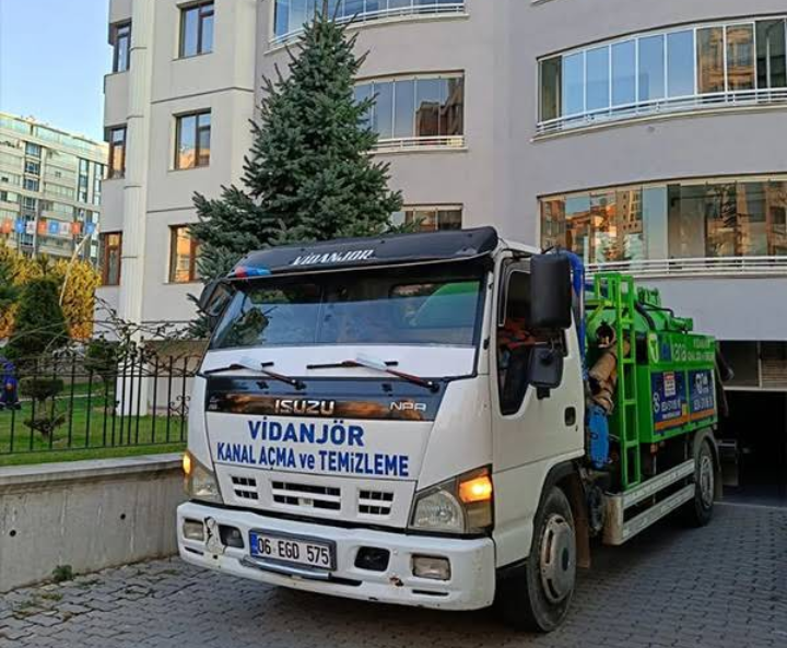 Ankara'da Kanalizasyon ve Altyapı Sistemlerinde Profesyonel Temizlik Çalışmaları