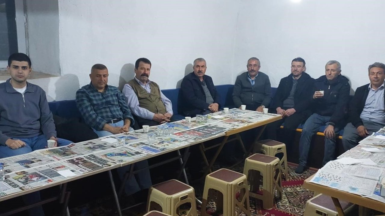 Dumlupınar Kaymakamı Teltik, muhtarlarla iftar yemeğinde bir araya geldi