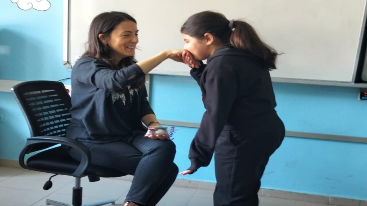 Okulda bayram geleneği yaşatıldı