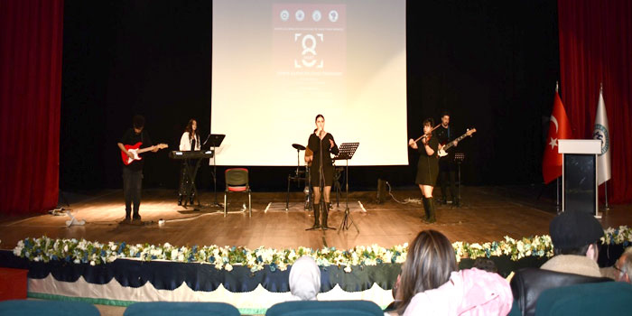 Kars Kafkas Üniversitesi’nde 8 Mart Dünya Kadınlar Günü Programı Düzenlendi