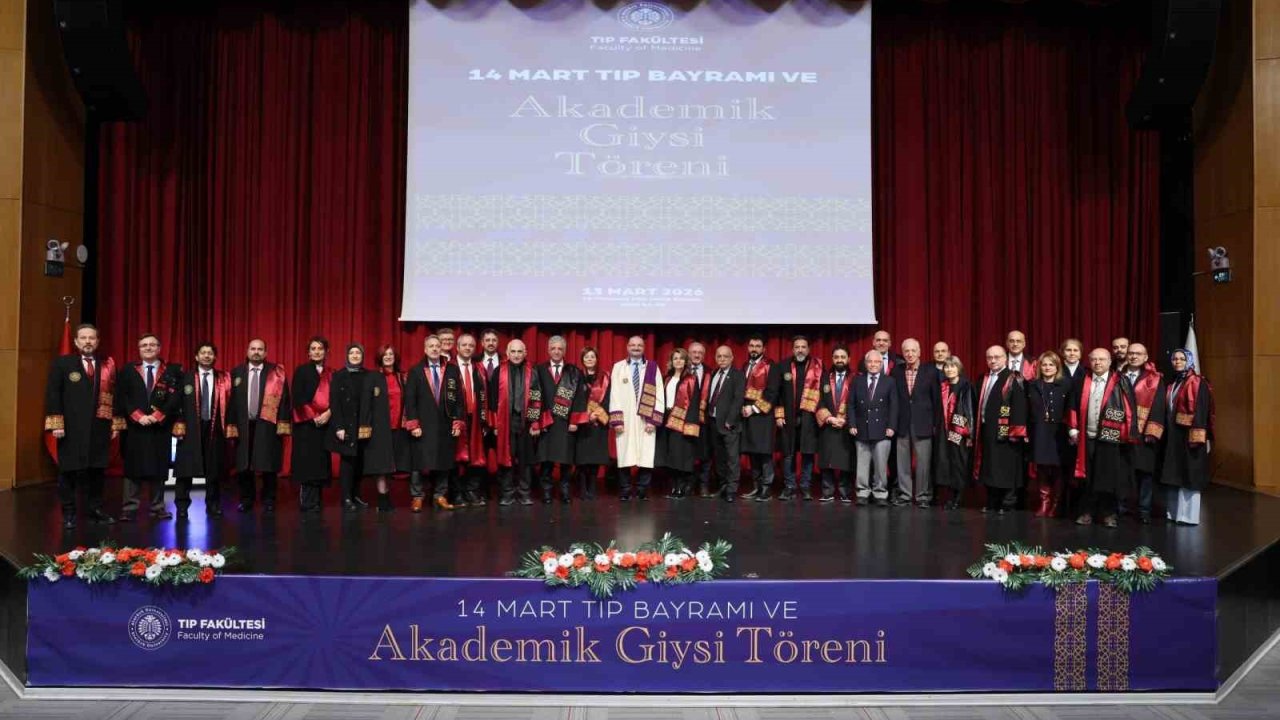 Atatürk Üniversitesinde  Tıp Bayramı ve akademik giysi töreni coşkusu