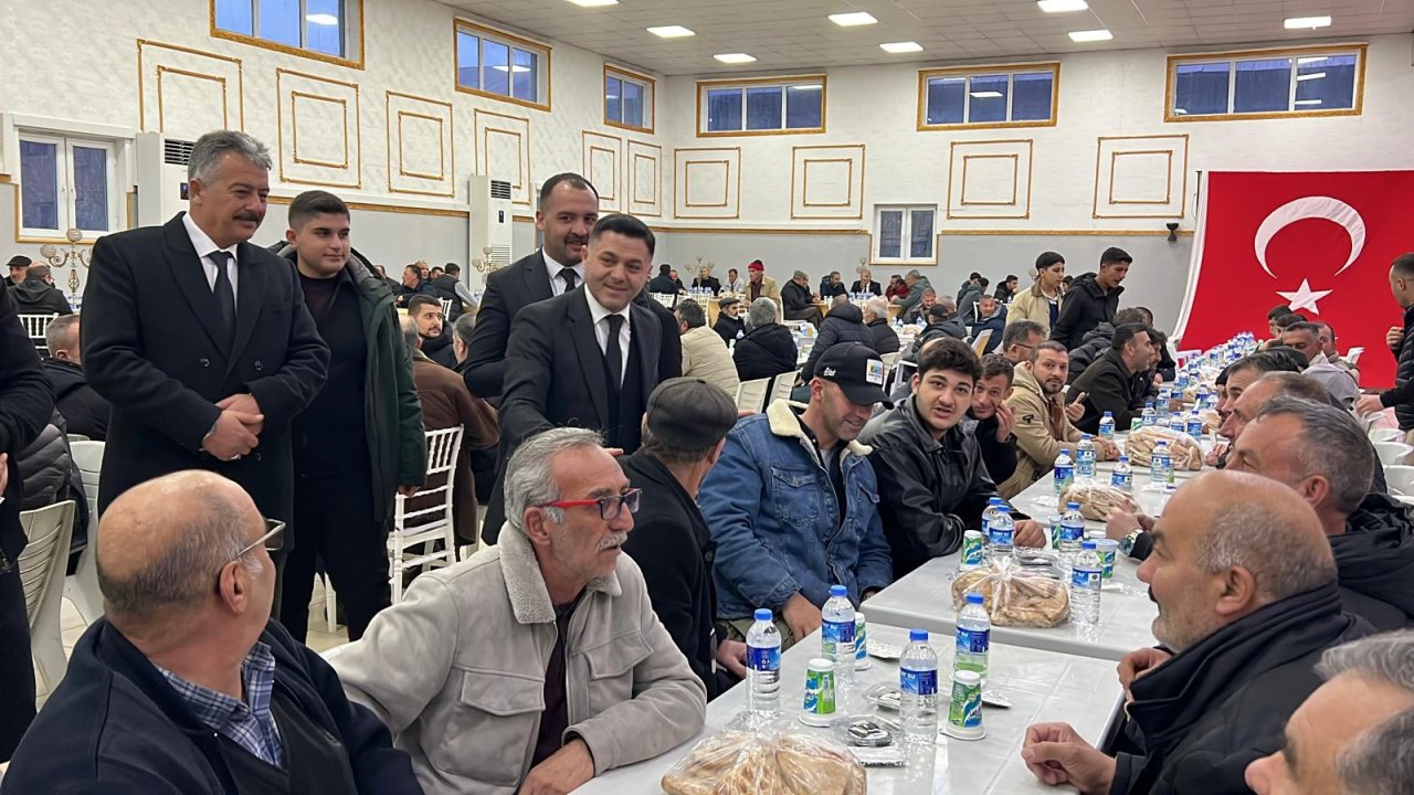 Kağızman, MHP ilçe teşkilatı iftar Sofrasında Buluştu