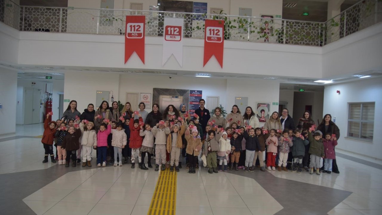Miniklerden 112 Acil Çağrı Merkezi’ne ilgi