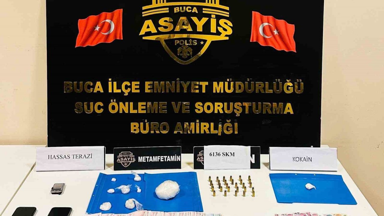 İzmir’de uyuşturucu operasyonu: 2 gözaltı
