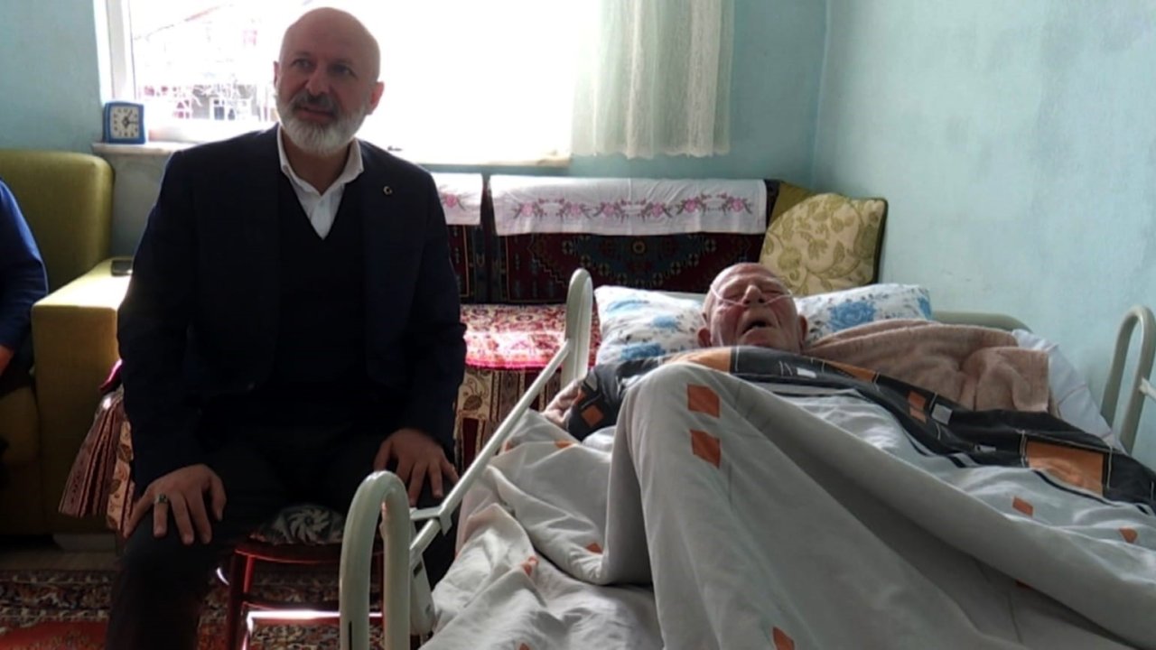 Başkan Çolakbayrakdar: "Hemşehrilerimizin gönlüne dokunmak için çalışıyoruz"