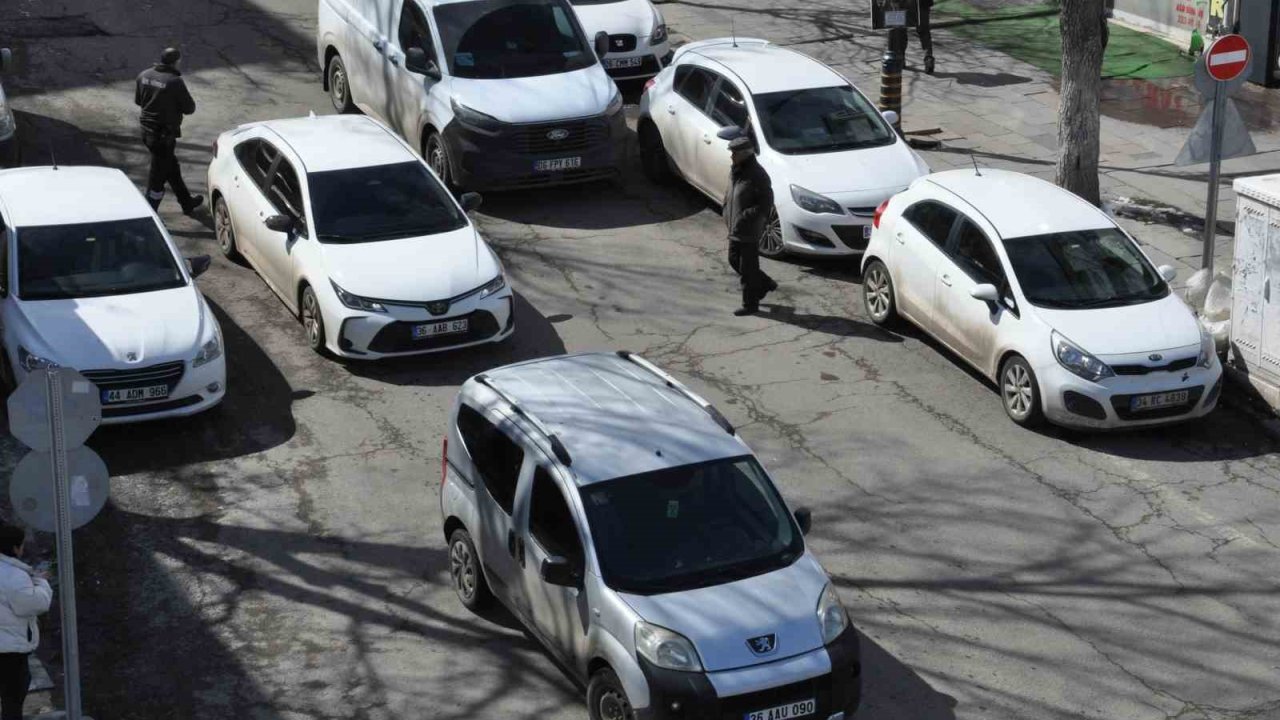 Kars’ta trafiğe kayıtlı araç sayısı 55 bin 158’e ulaştı