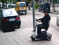Kars'ta Engelli Aracıyla Zorlu Yolculuk