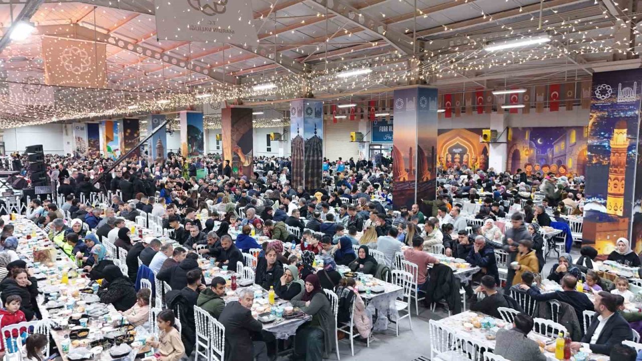 Mardin’de 7 bin kişi kardeşlik iftarında buluştu
