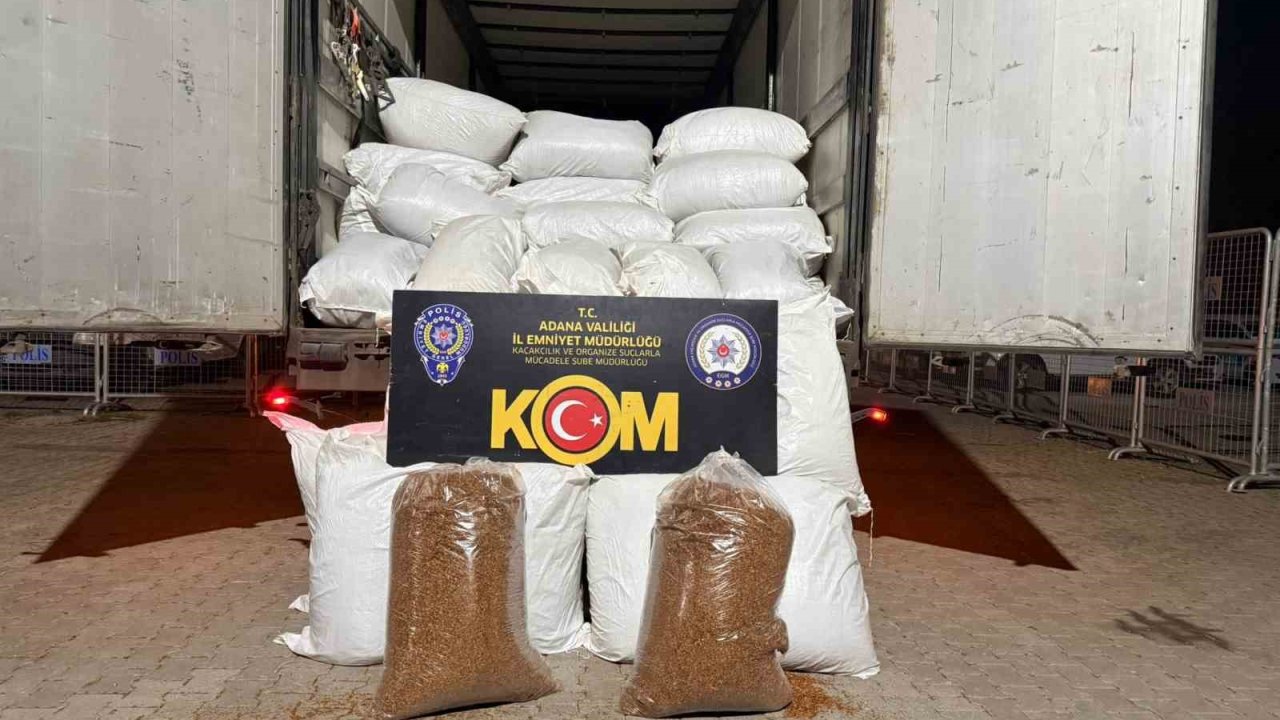 Adana’da 3 ton kaçak tütün ele geçirildi