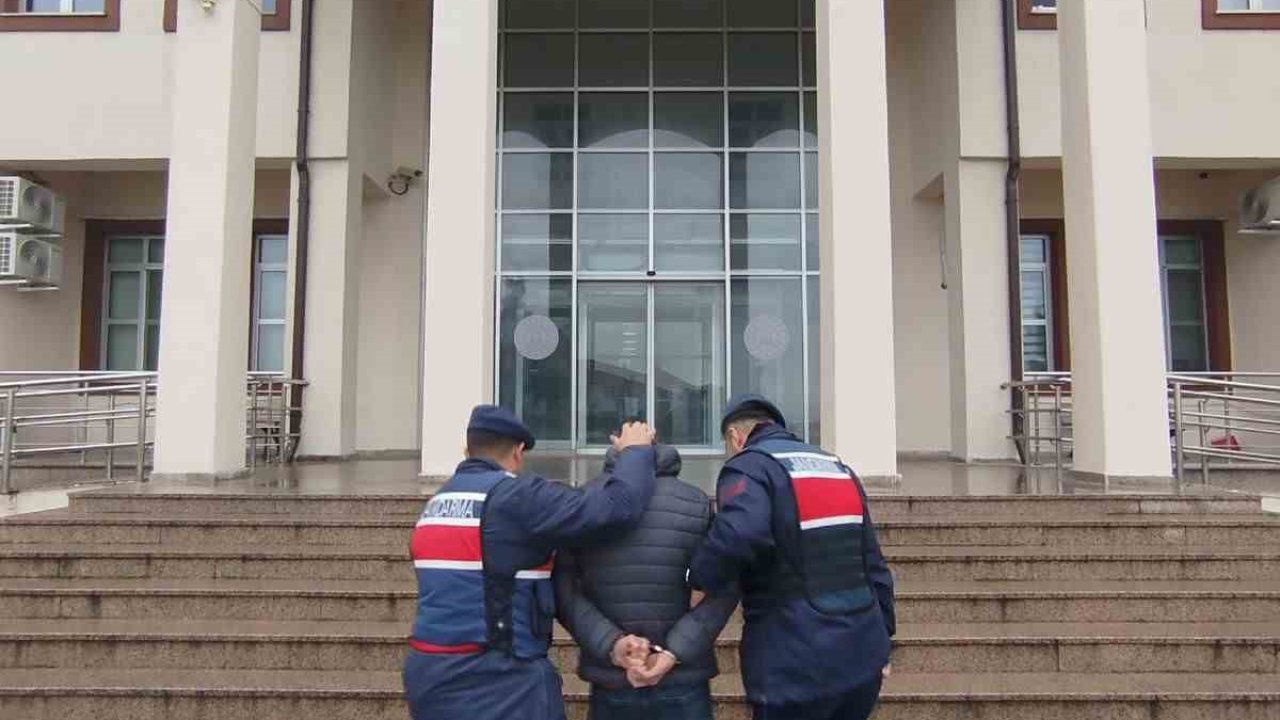 Bursa’dan uyuşturucu madde getirirken Çanakkale’de yakalandı