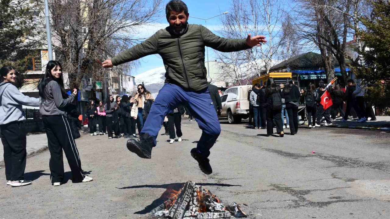 Ardahan’da Nevruz coşkuyla kutlandı