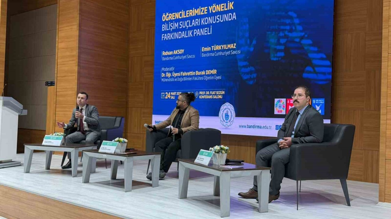 Bandırma’da bilişim suçları paneli düzenlendi