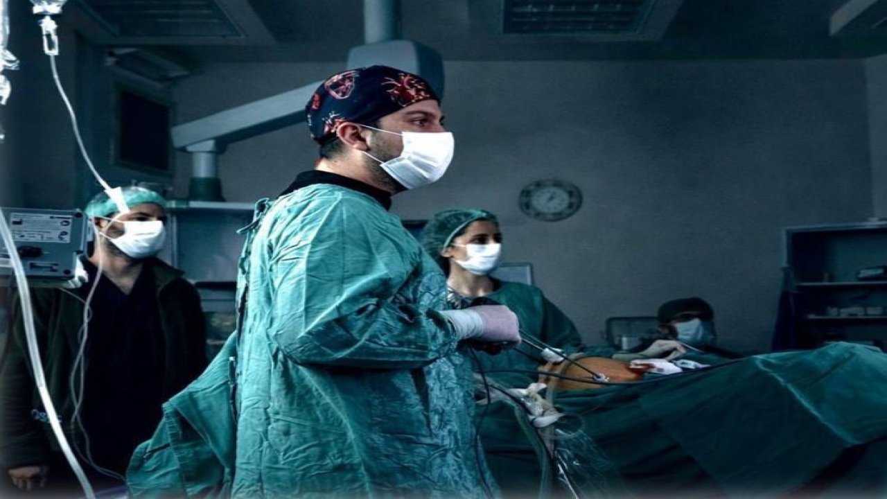 Patnos Devlet Hastahanesi’nde modern cerrahi operasyonu