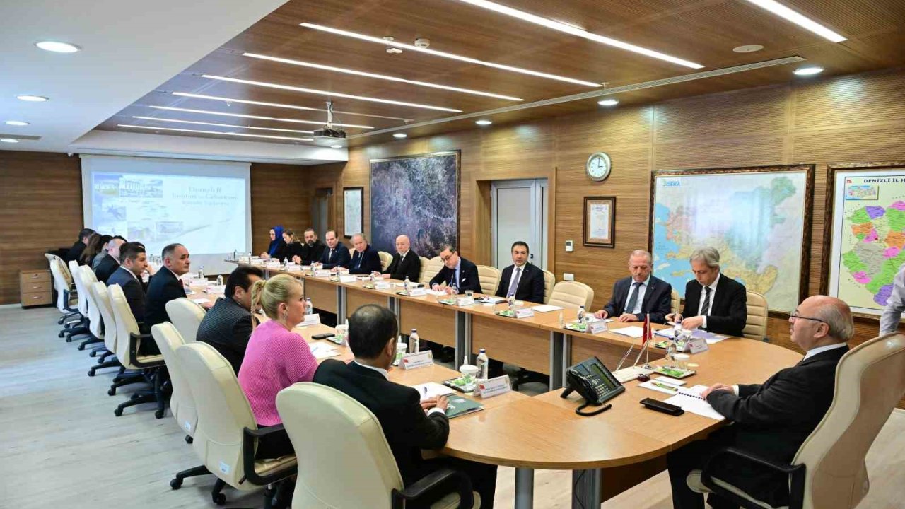 Denizli’nin turizmi canlandırmak için yol haritası belirleniyor