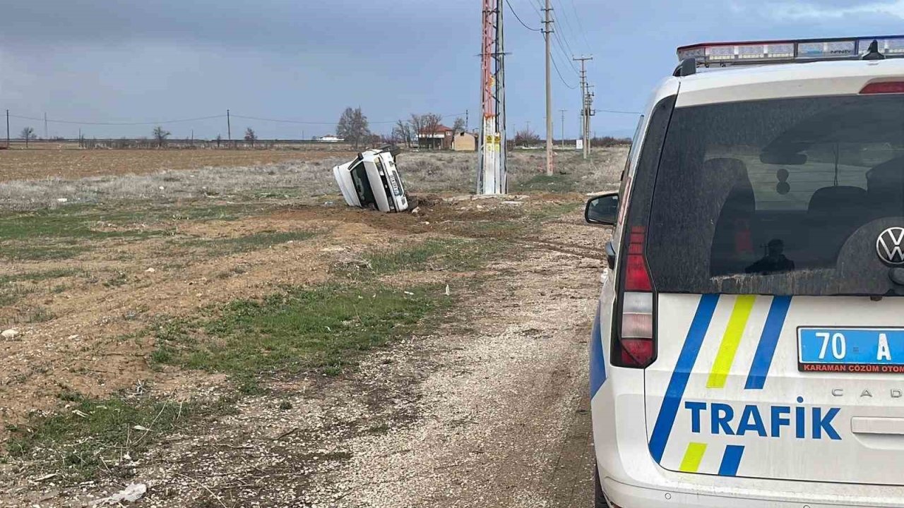 Karaman’da otomobil devrildi: Araçtaki 5 kişi kazayı burnu bile kanamadan atlattı