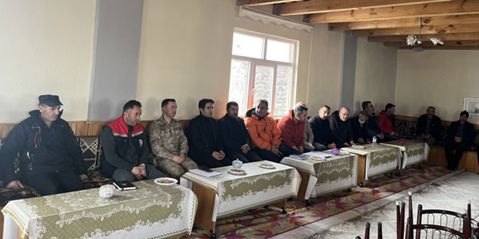 Kaymakam Aslantatar Yeniköy’de İncelemelerde Bulundu