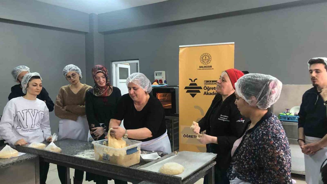 Gastronomi Akademisinde Dursunbey kabaklı ekmeği tanıtıldı