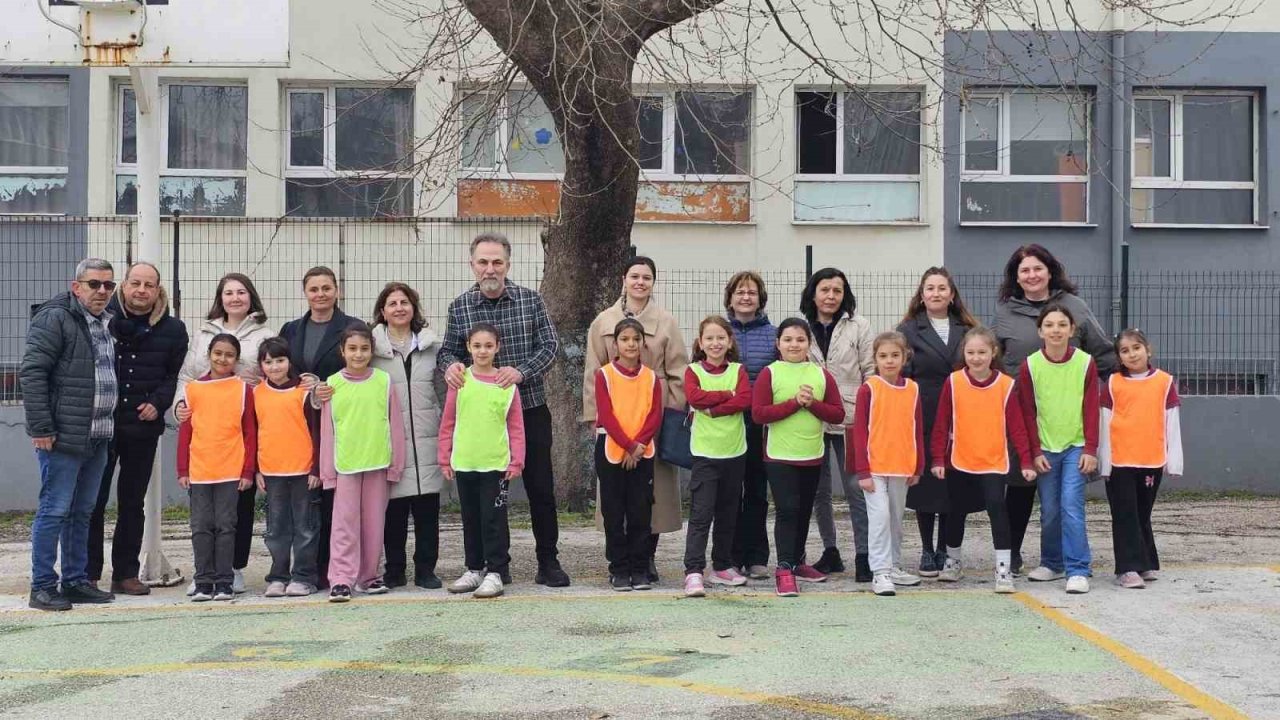 Bandırma’da öğrenciler için atletizm seçmeleri yapıldı