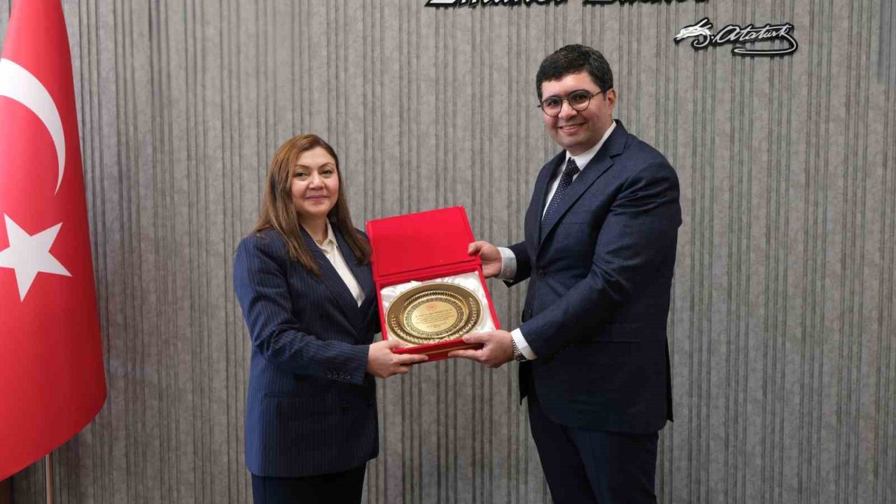 Gaziantep Şehir Hastanesi Başhekimi Prof. Dr. Ahmet Uluşan göreve başladı