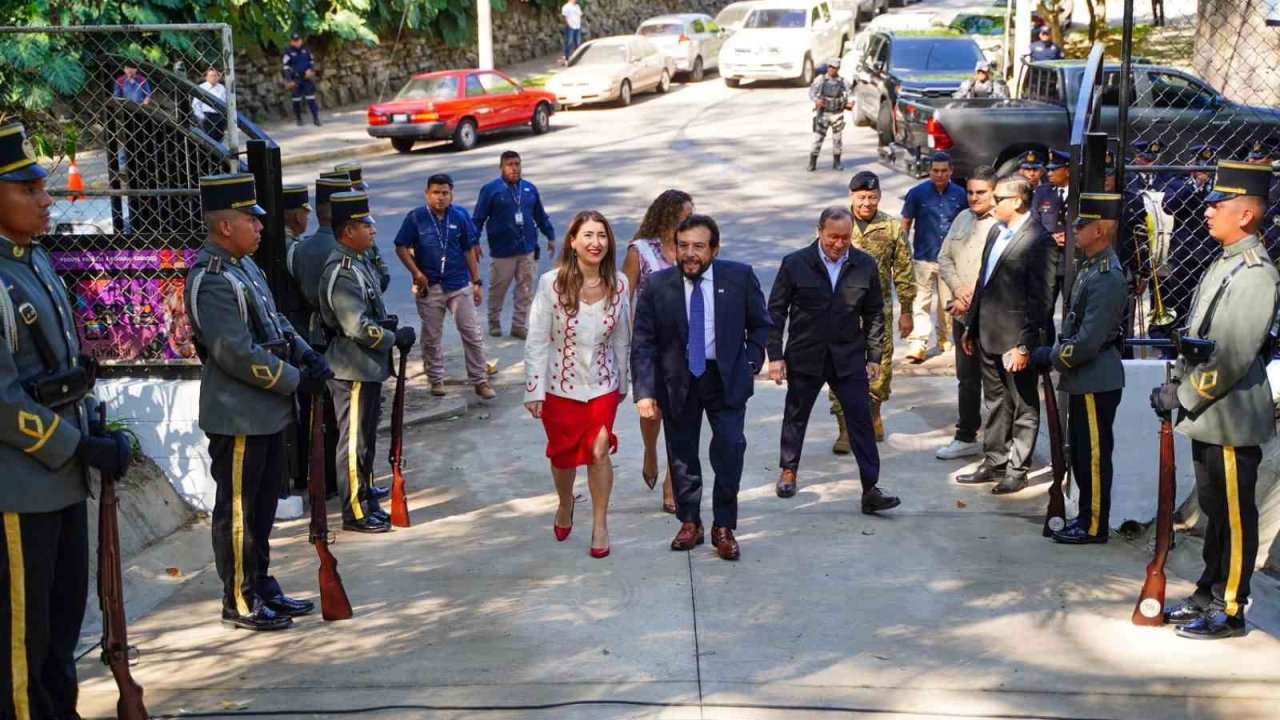 San Salvador’daki Türkiye Parkı ziyaretçilere kapılarını açtı