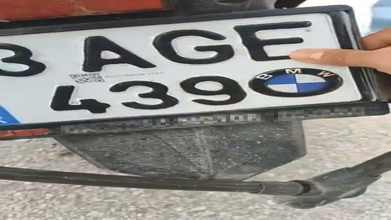 Elazığ’da plakayı kalemle boyayarak değiştiren sürücüye 220 bin lira ceza yazıldı