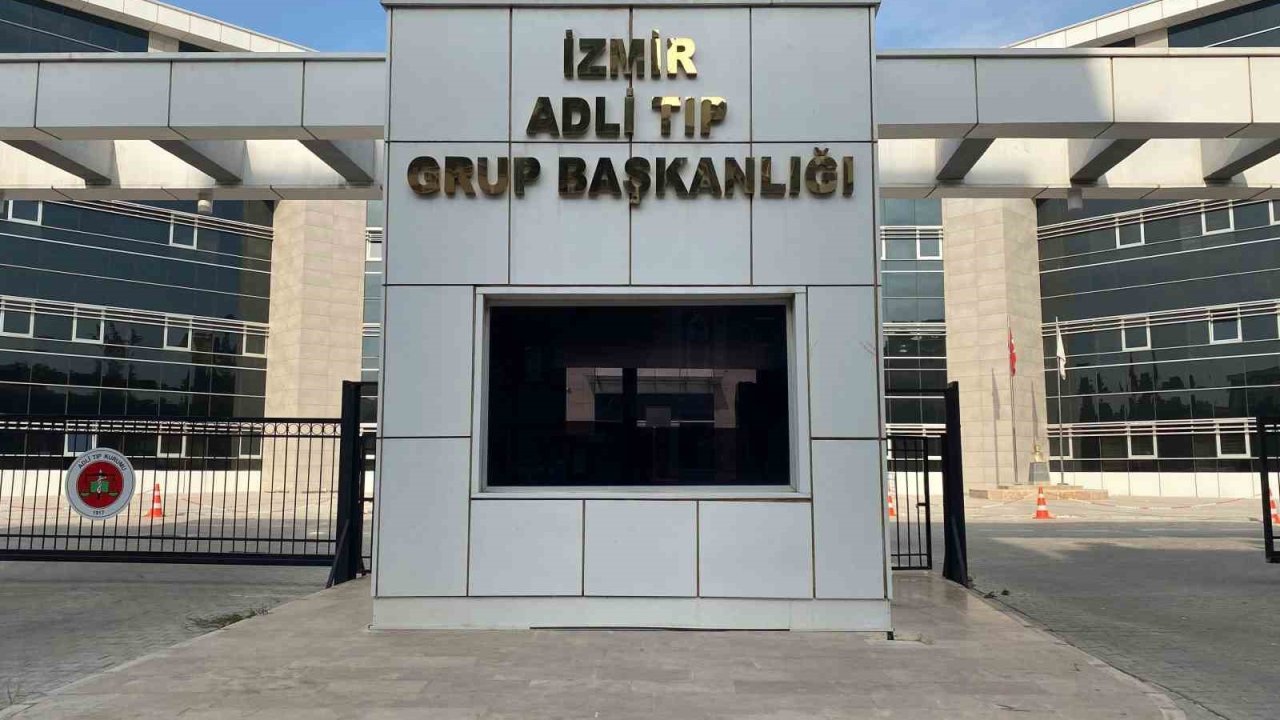 İzmir’de sahilde yeni doğmuş bebek cesedi bulundu