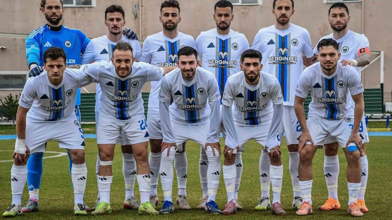 Erciyes 38 FK potaya giydi