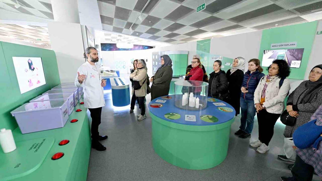 Mersin’de tekstil atıkları kadın emeğiyle yeniden hayat buluyor