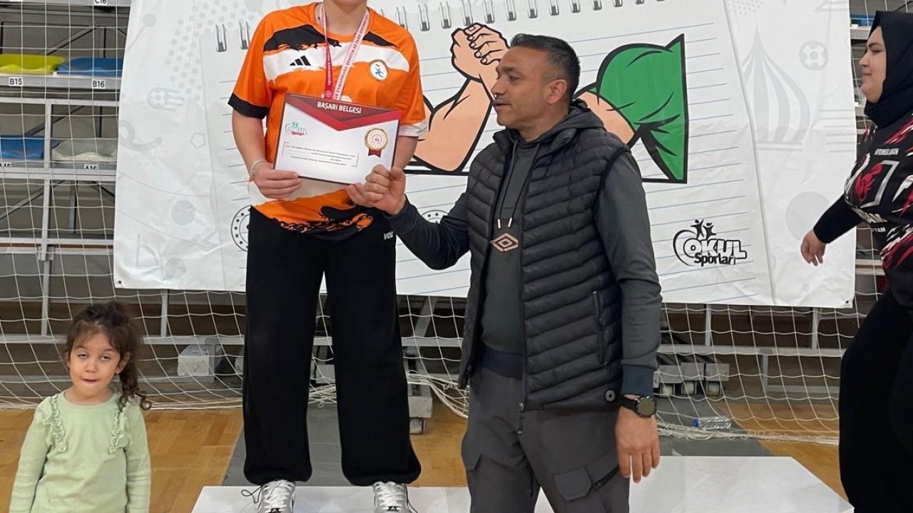 Adıyamanlı Rahime Ballık’tan Türkiye ikinciliği başarısı