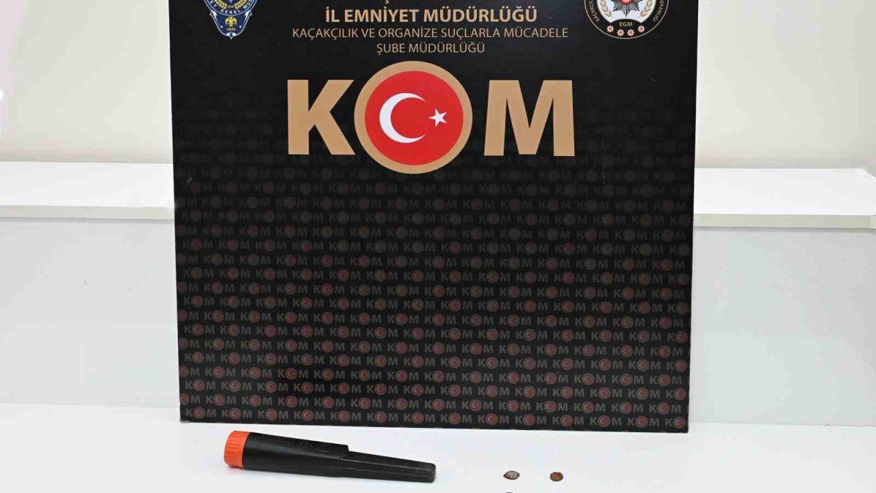 Kırşehir’de durdurulan araçtan sikke ve uyuşturucu çıktı