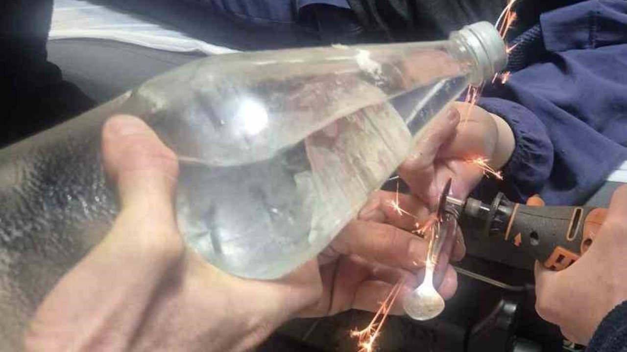 Gönen’de parmağa sıkışan yüzük itfaiye tarafından kesildi