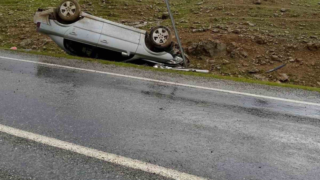 Batman’da sürücüsünün kontrolünden çıkan otomobil takla attı: 1 yaralı